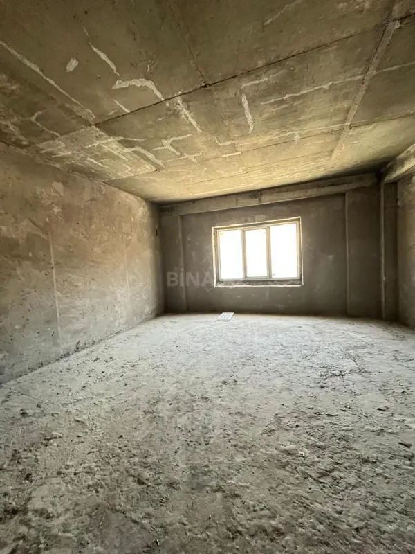 Satılır 3 otaqlı mənzil 170 m²