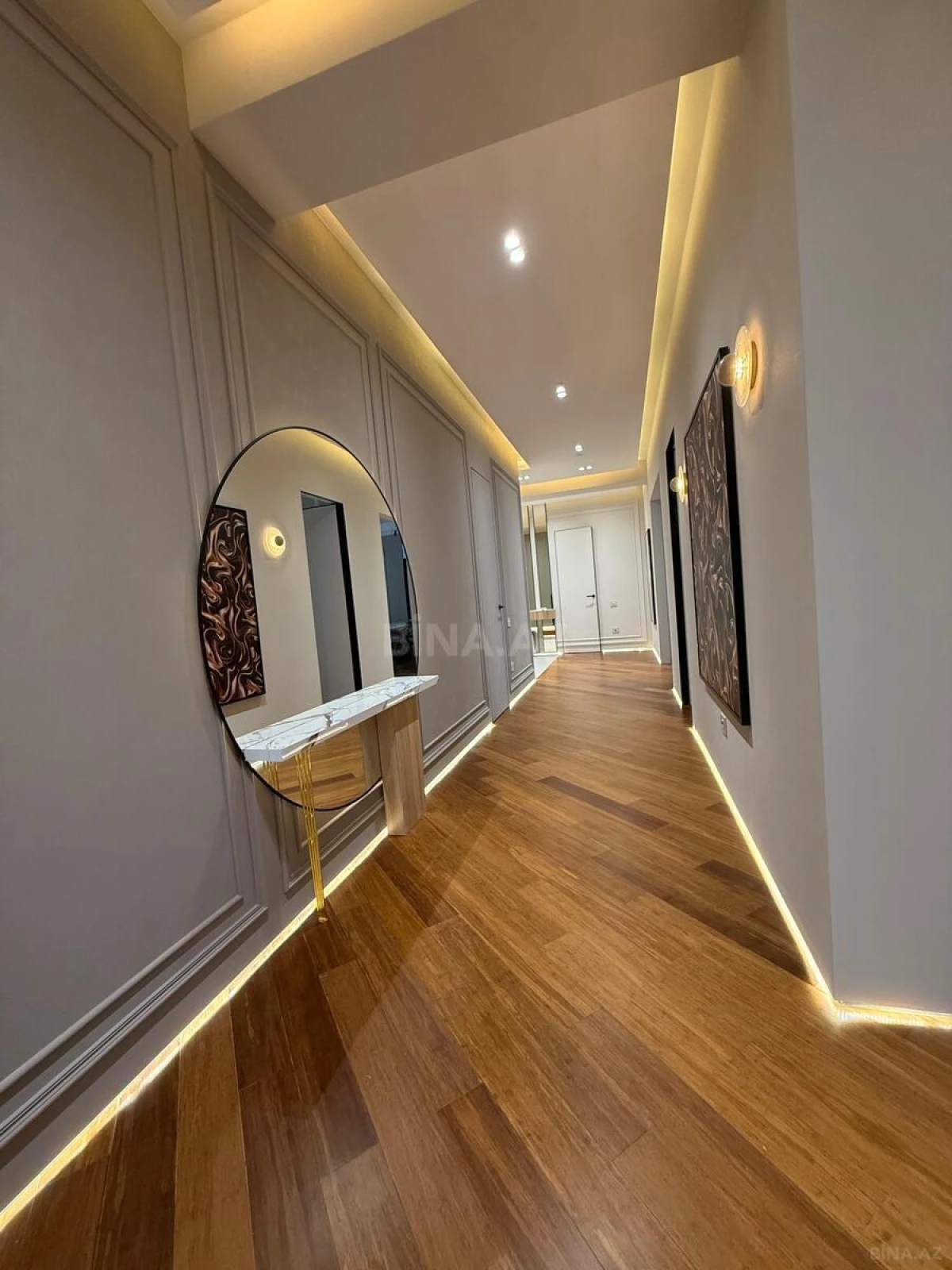 Kirayə verilir 4 otaqlı mənzil 220 m²