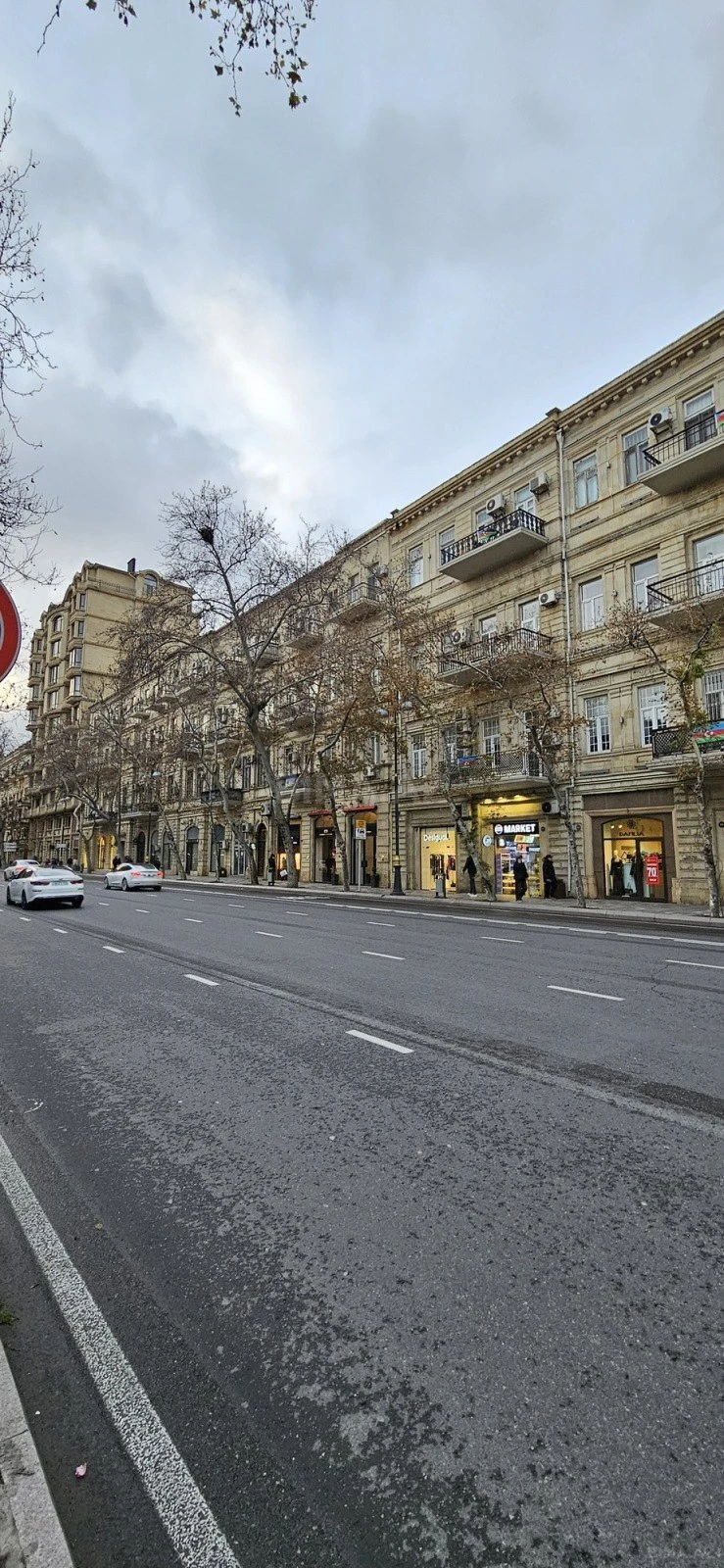 Satılır 3 otaqlı mənzil 100 m²