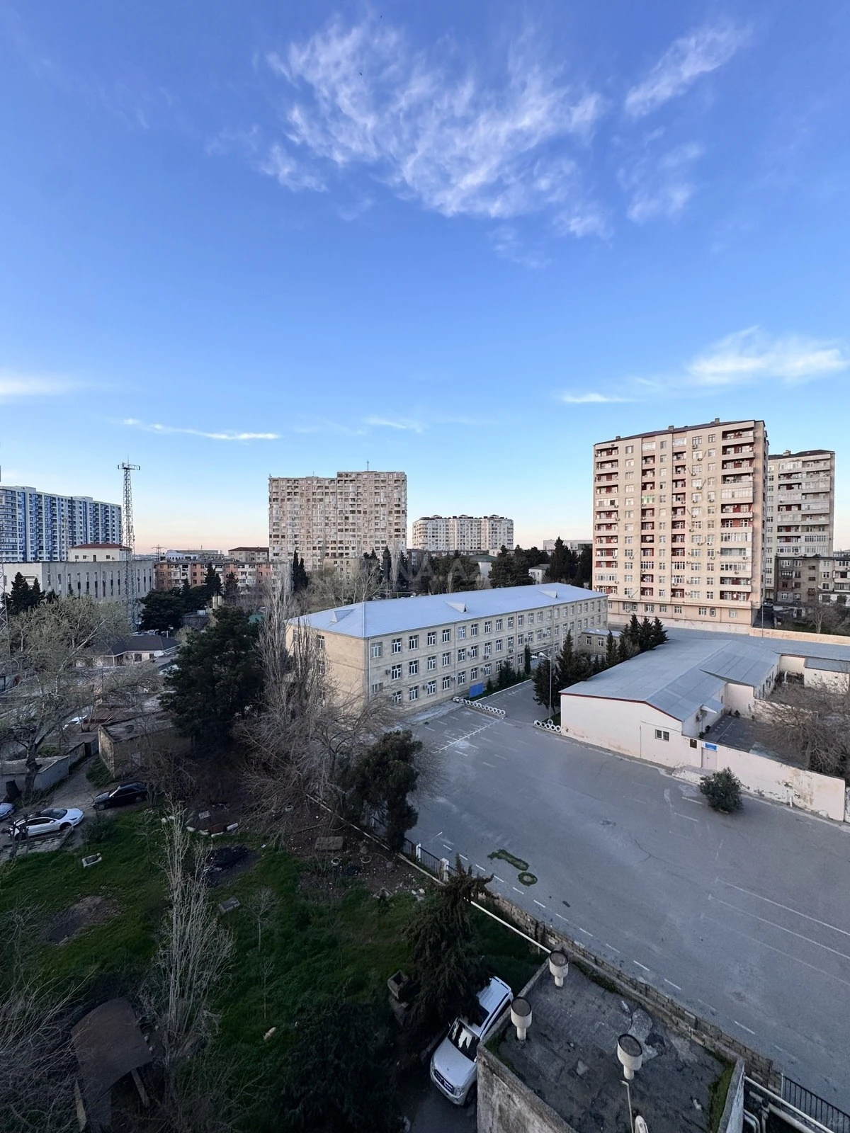 Satılır 3 otaqlı mənzil 84 m²