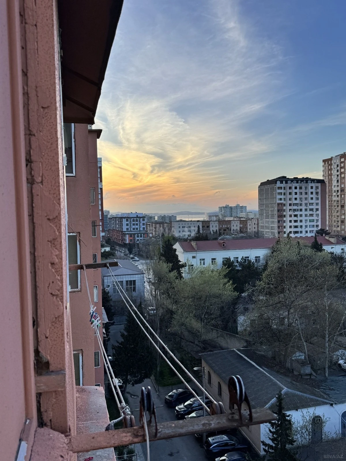 Satılır 3 otaqlı mənzil 84 m²