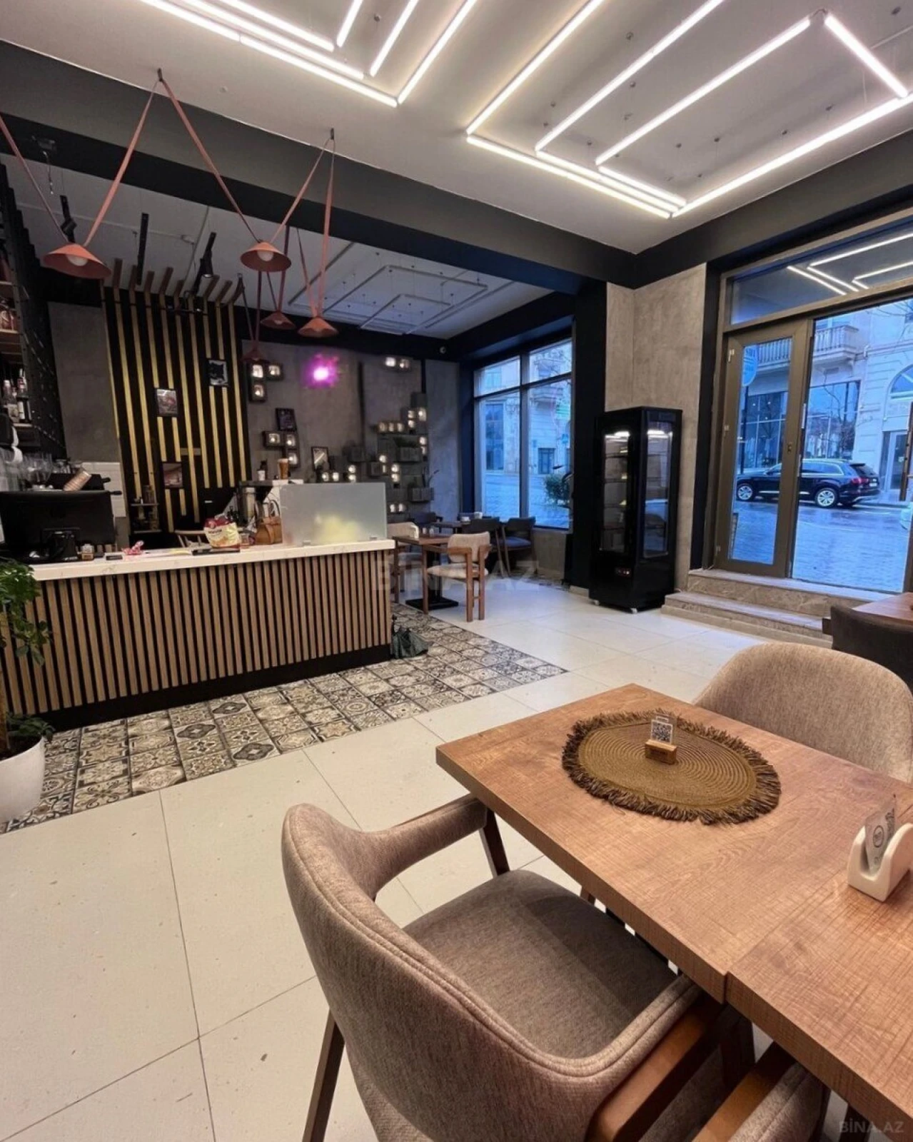 Kirayə verilir obyekt 260 m²