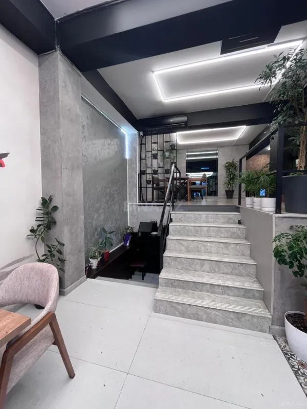 Kirayə verilir obyekt 260 m²