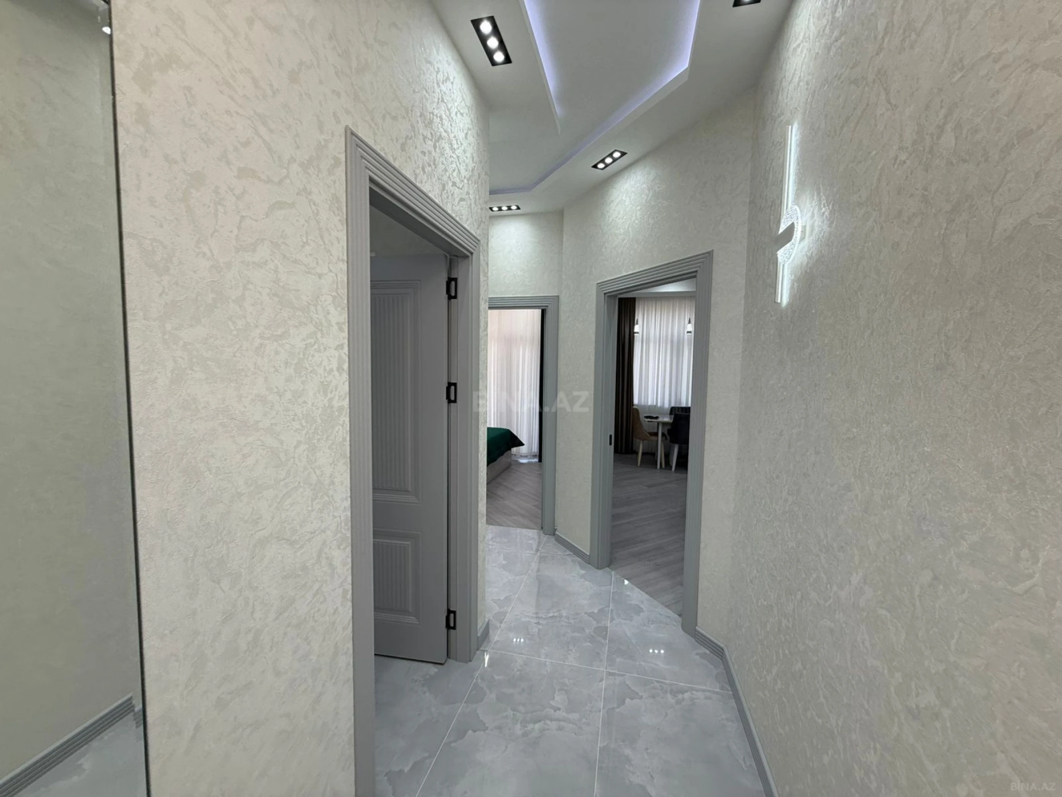 Satılır 2 otaqlı mənzil 52 m²