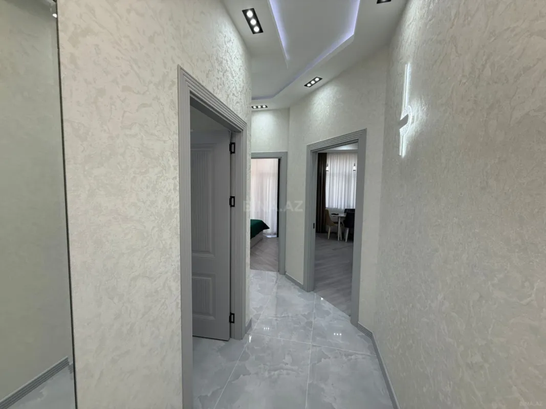 Satılır 2 otaqlı mənzil 52 m²