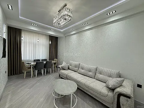 Satılır 2 otaqlı mənzil 52 m²