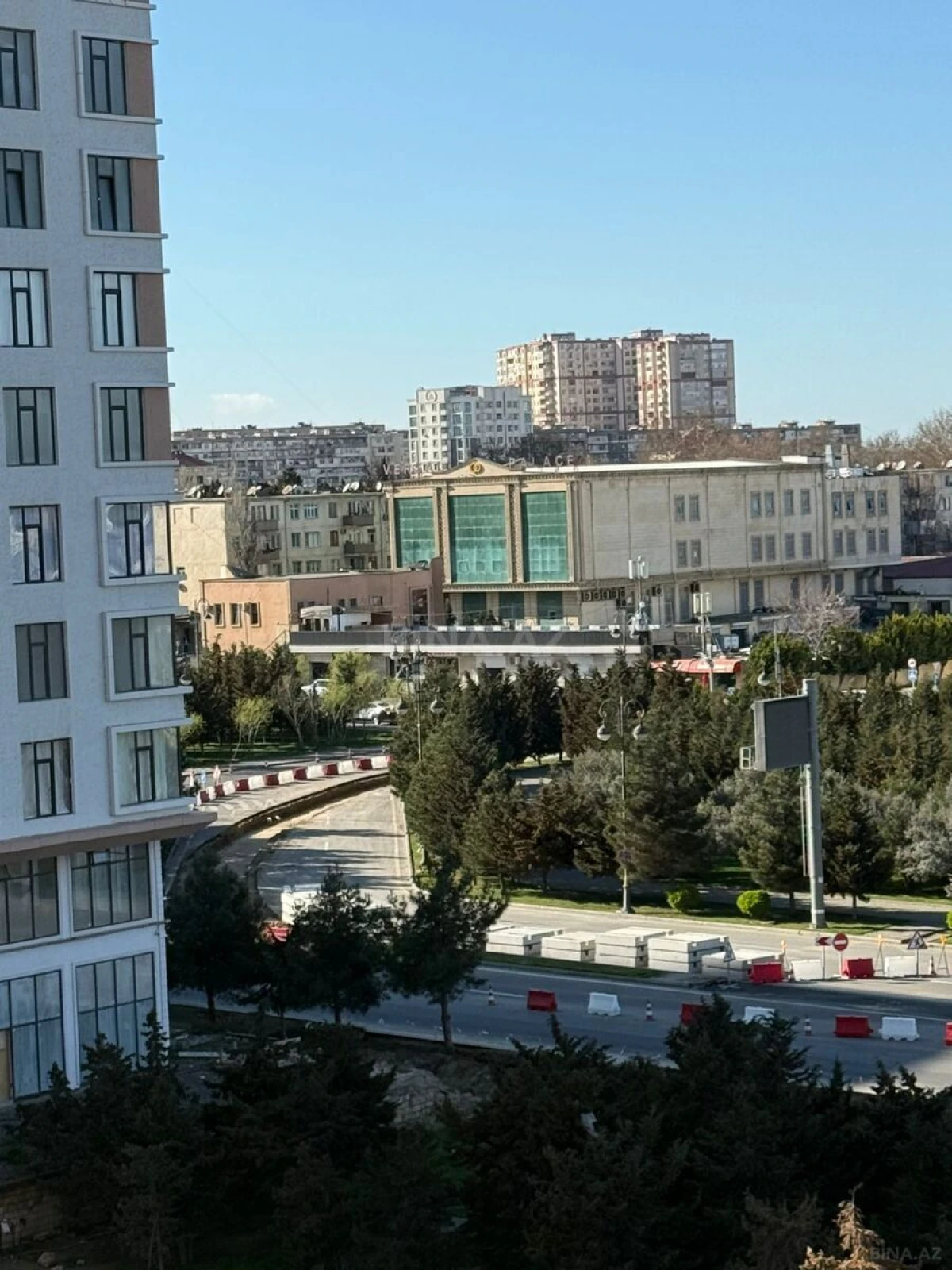 Satılır 2 otaqlı mənzil 52 m²