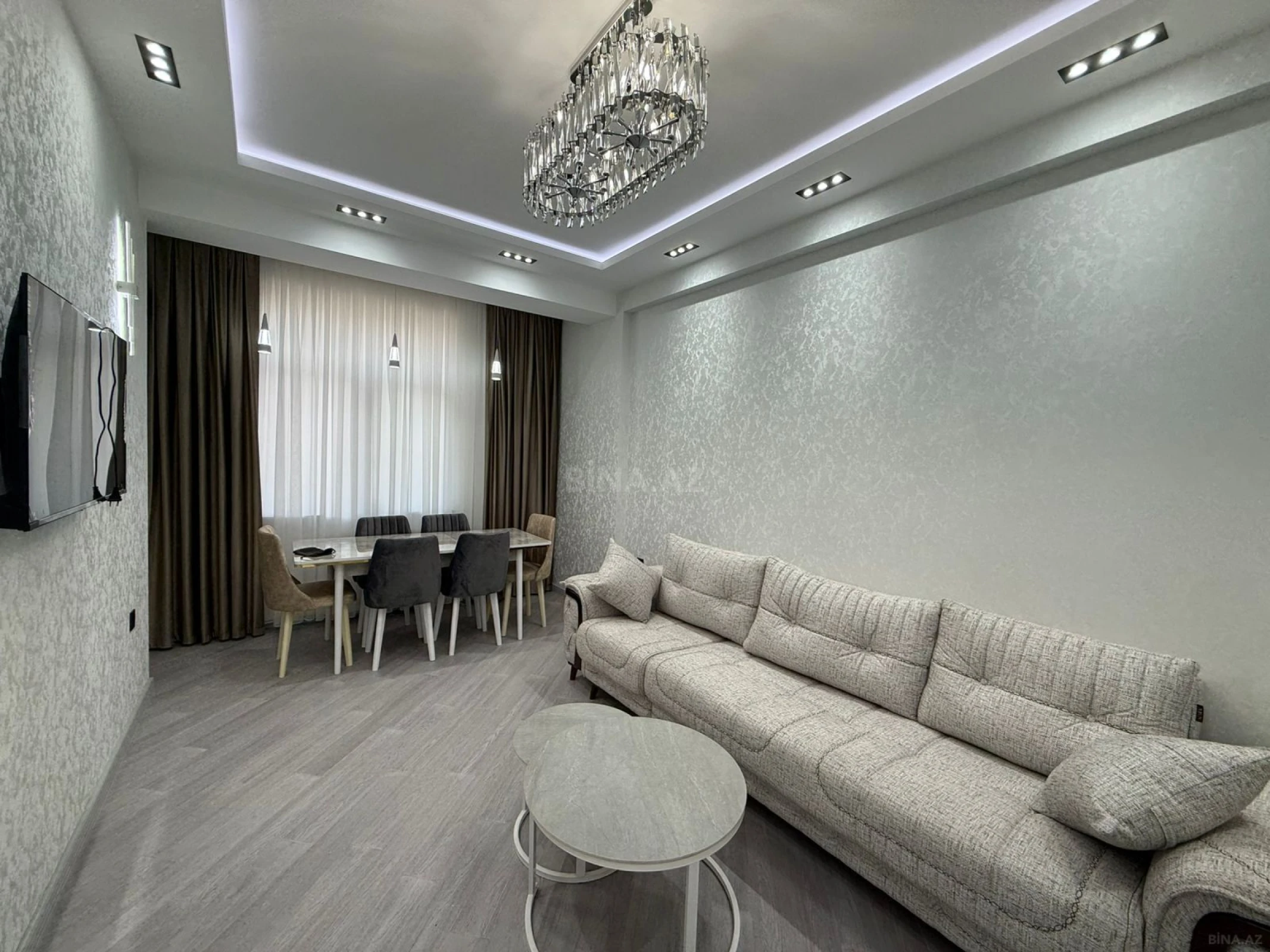 Satılır 2 otaqlı mənzil 52 m²