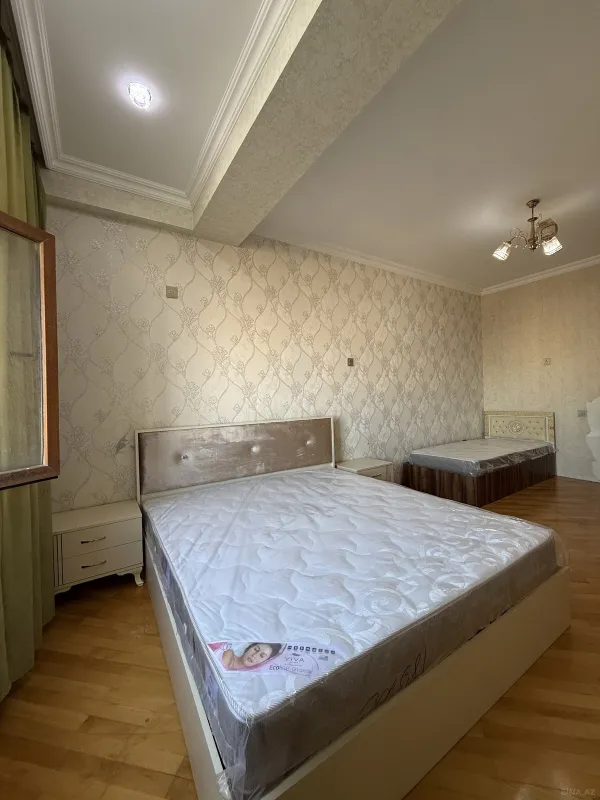 Kirayə verilir 2 otaqlı mənzil 70 m²