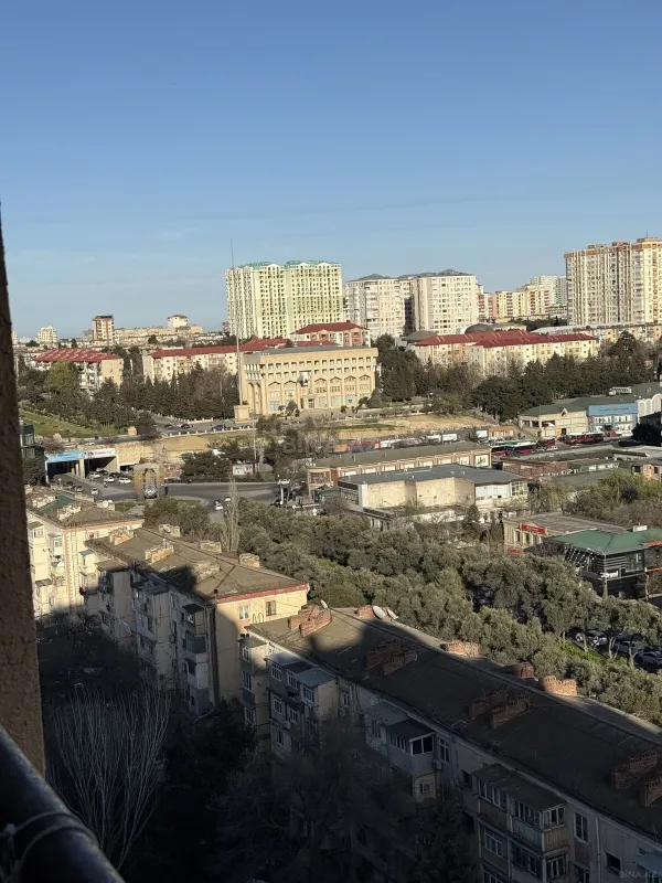 Kirayə verilir 2 otaqlı mənzil 70 m²