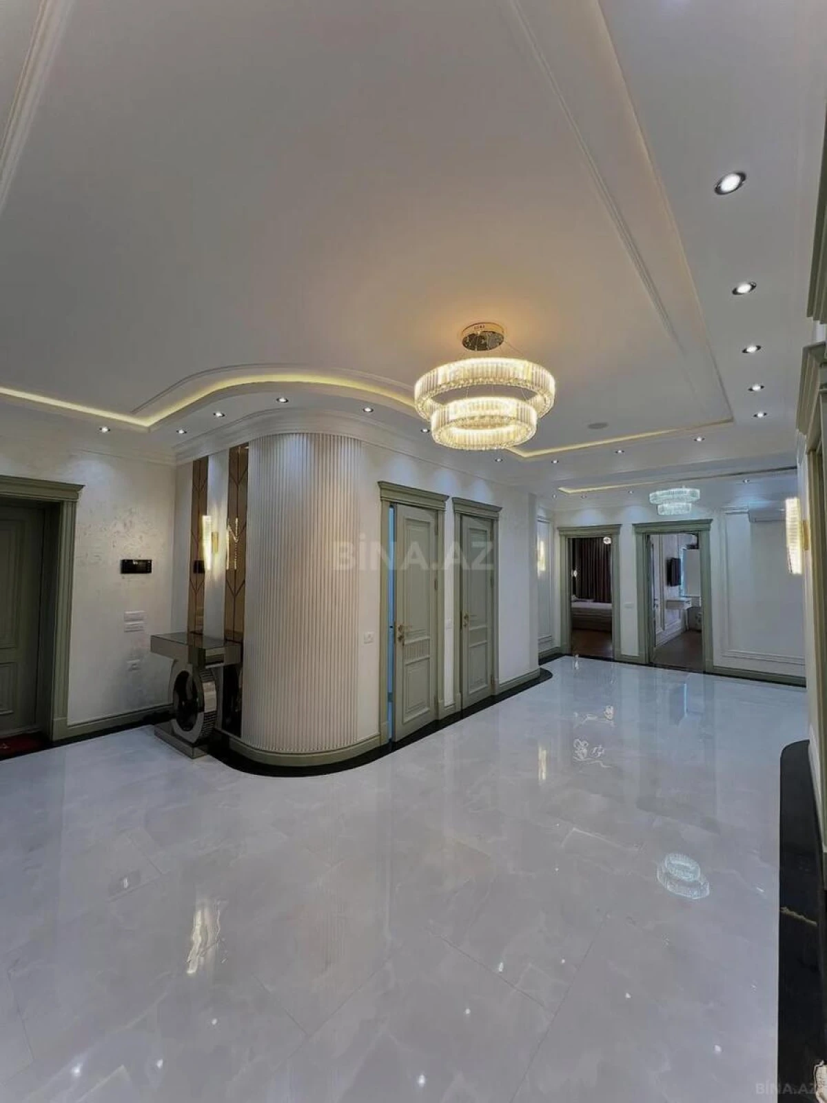 Kirayə verilir 3 otaqlı mənzil 145 m²