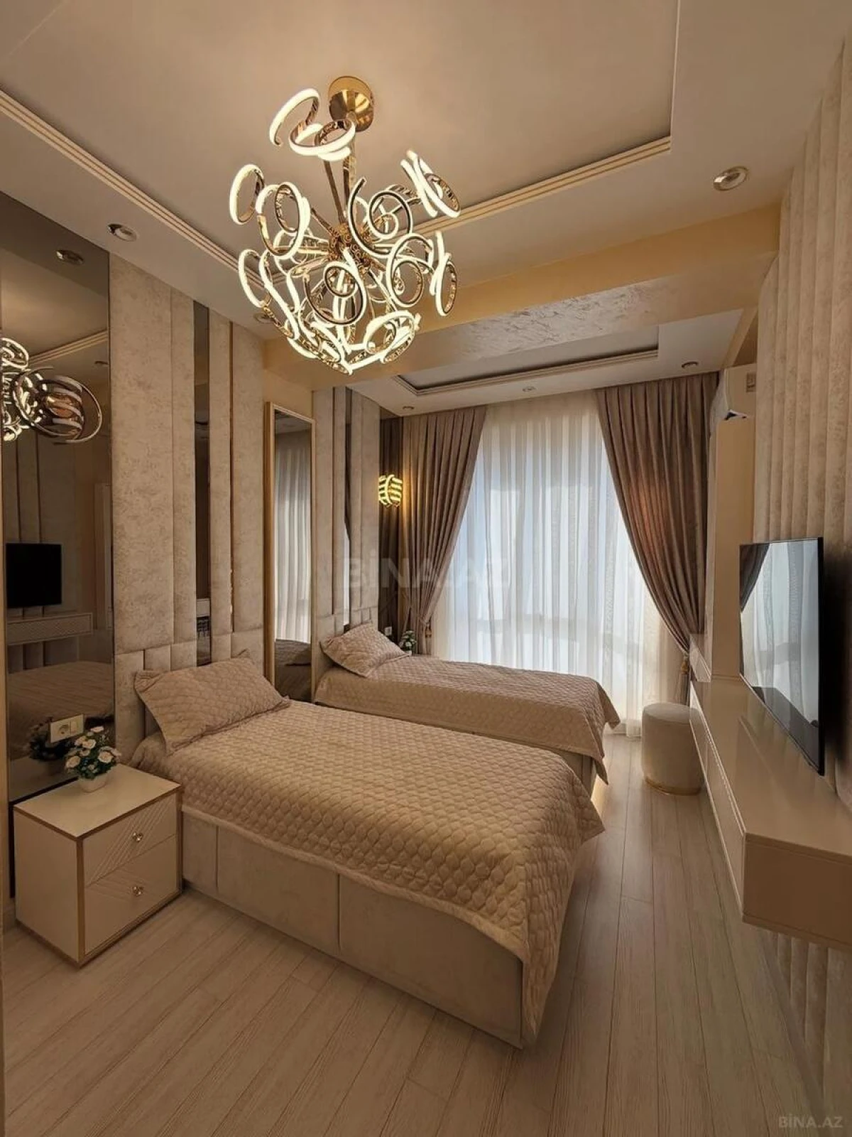 Kirayə verilir 3 otaqlı mənzil 145 m²