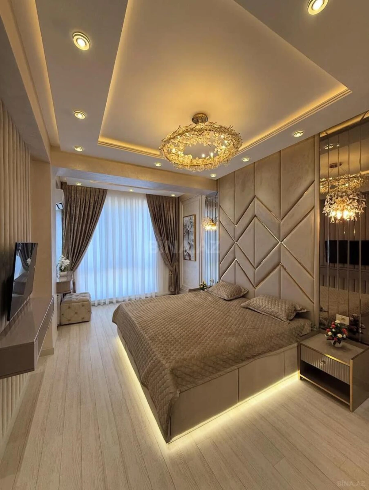 Kirayə verilir 3 otaqlı mənzil 145 m²