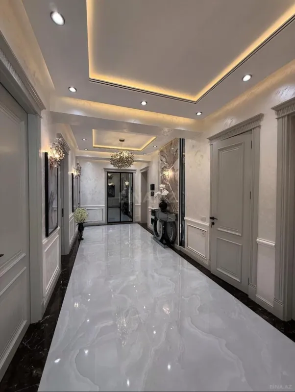 Kirayə verilir 3 otaqlı mənzil 145 m²