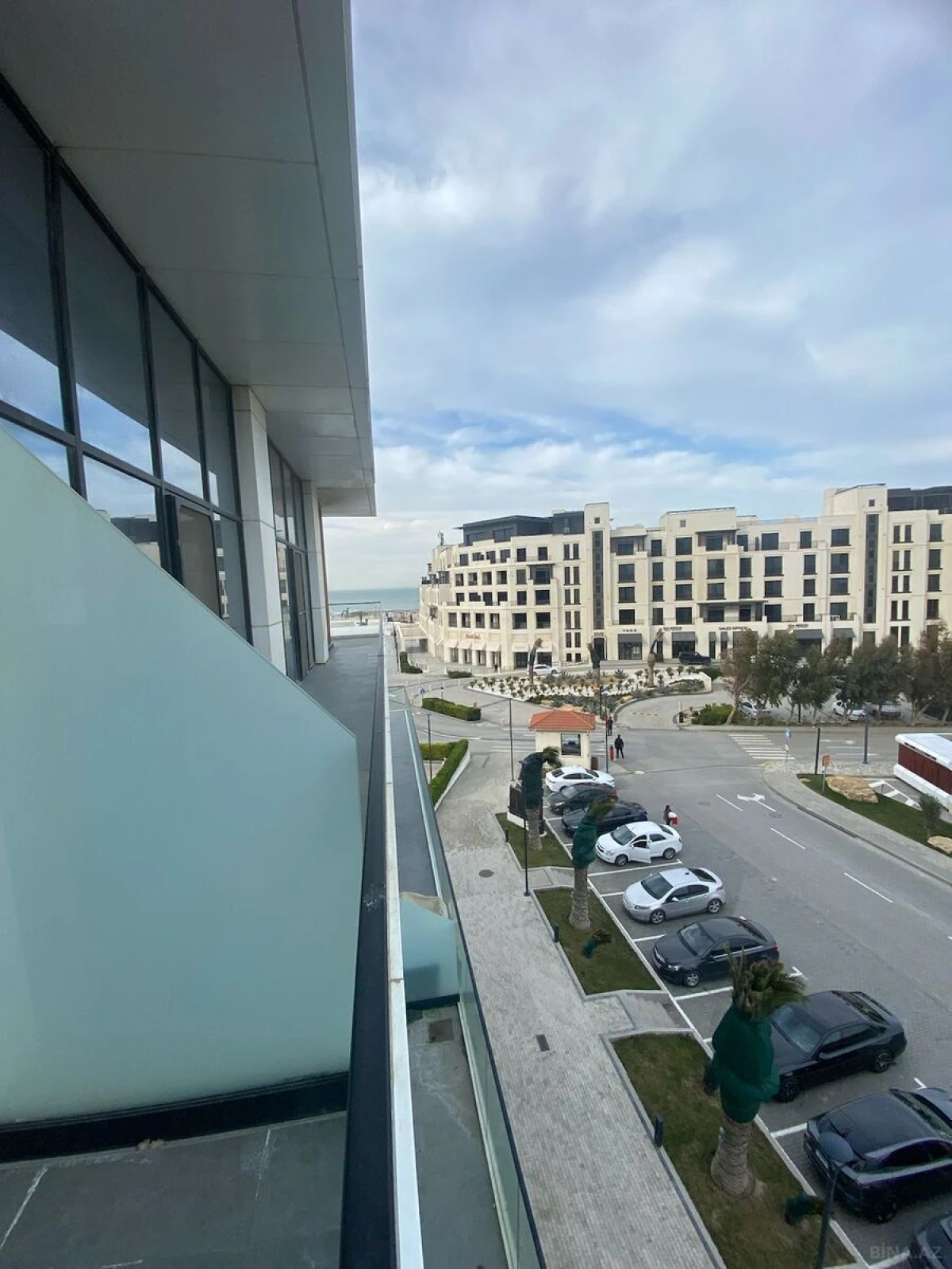 Satılır 1 otaqlı mənzil 56 m²