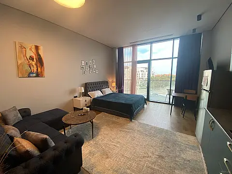 Satılır 1 otaqlı mənzil 56 m²