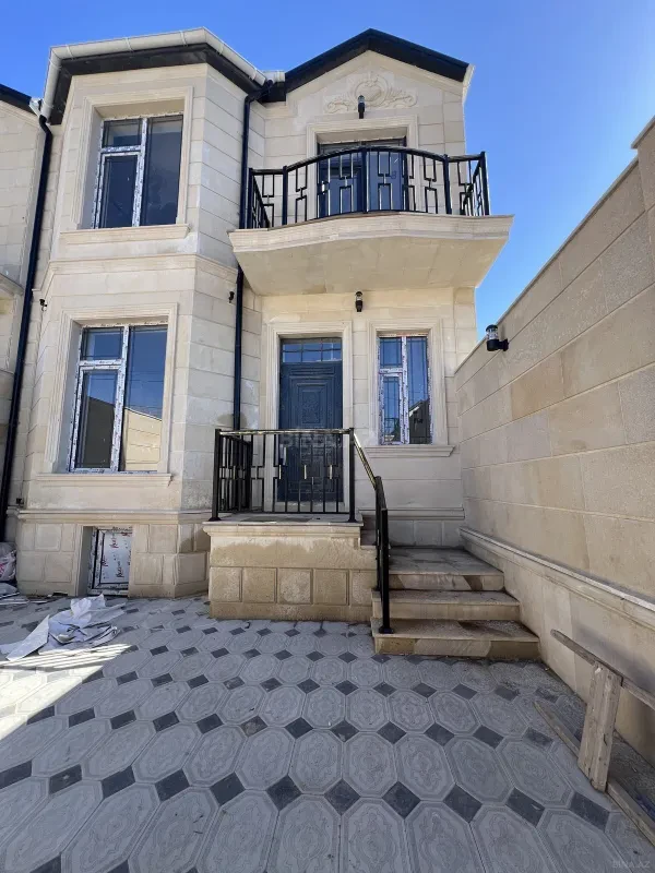 Satılır 5 otaqlı həyət evi 150 m²