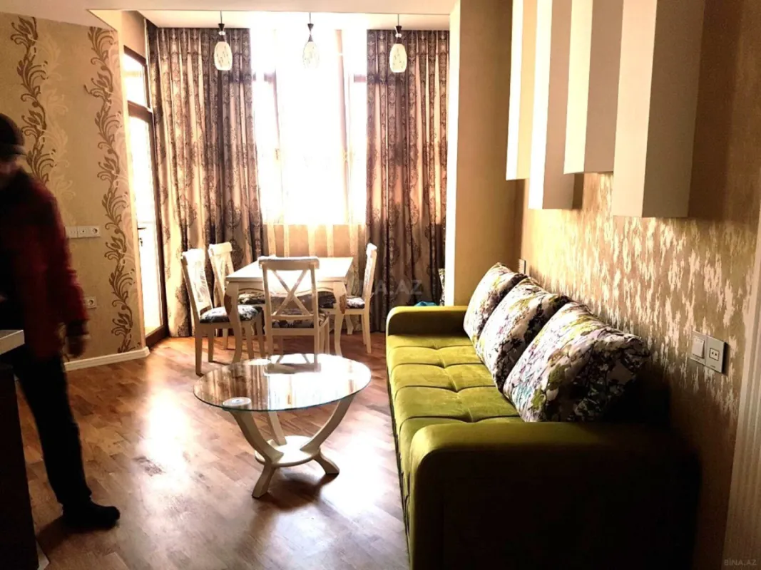 Kirayə verilir 2 otaqlı mənzil 55 m²
