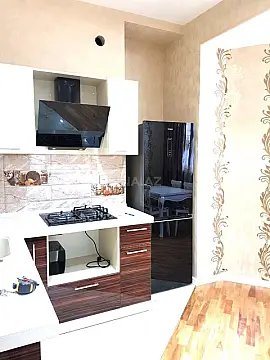 Kirayə verilir 2 otaqlı mənzil 55 m²