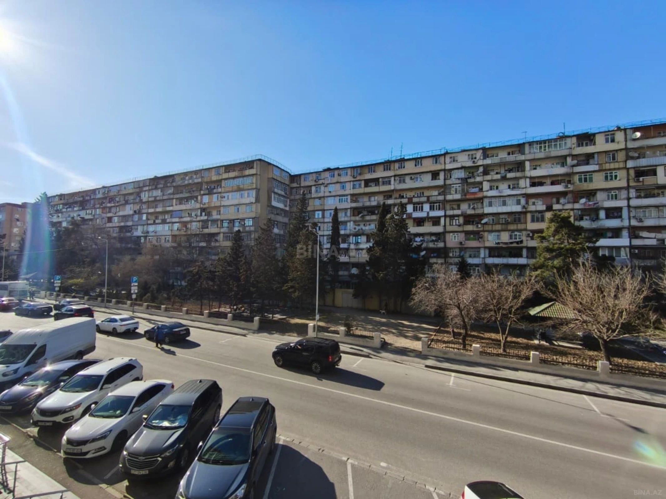 Satılır 3 otaqlı mənzil 148 m²