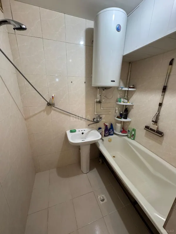 Satılır 3 otaqlı mənzil 90 m²