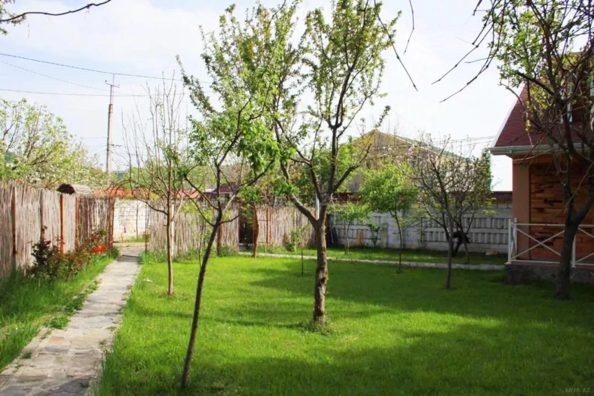 Kirayə verilir 2 otaqlı həyət evi 60 m²