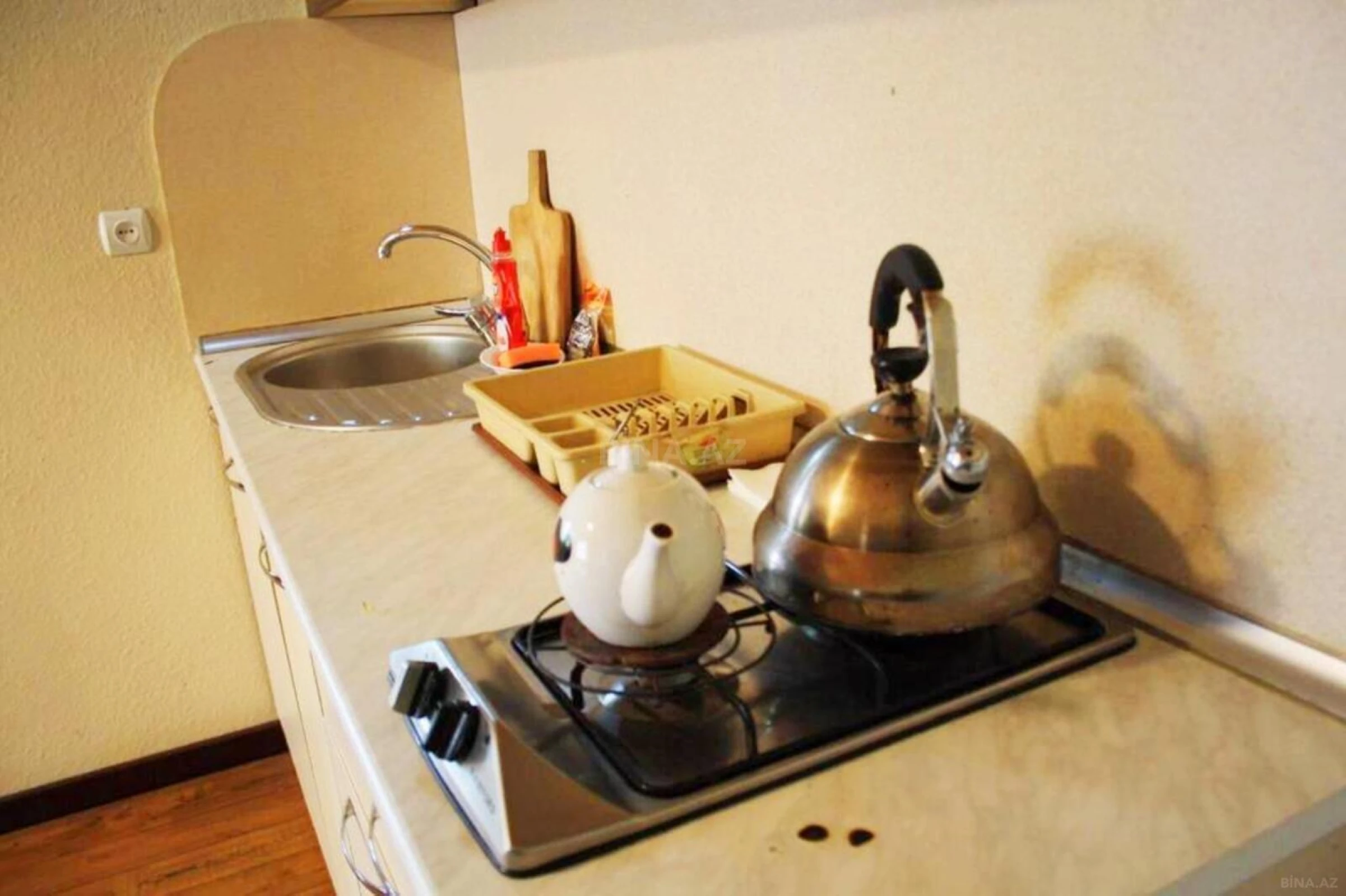 Kirayə verilir 2 otaqlı həyət evi 60 m²