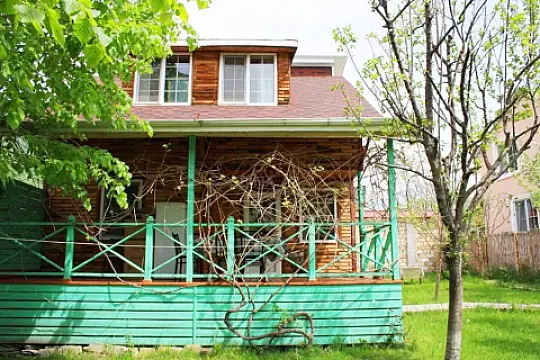 Kirayə verilir 2 otaqlı həyət evi 60 m² — Qəbələ 2 otaq 60.00 m²