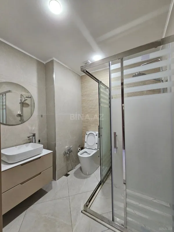 Kirayə verilir 2 otaqlı mənzil 85 m²