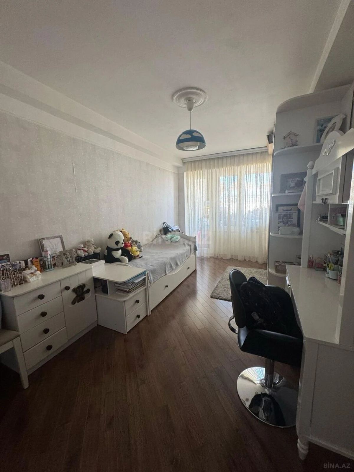Satılır 3 otaqlı mənzil 98 m²