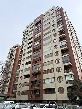Satılır 3 otaqlı mənzil 125 m²