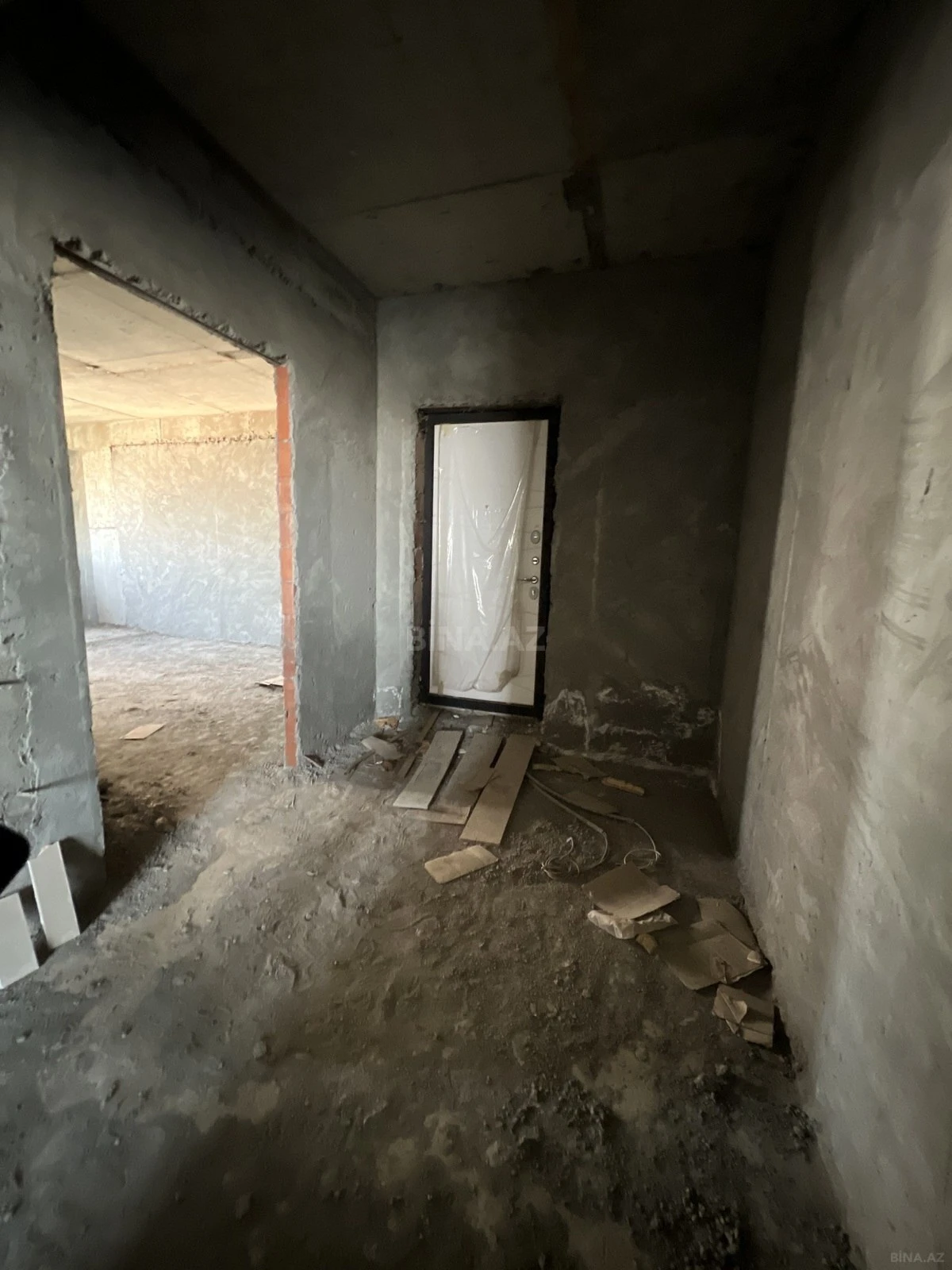 Satılır 3 otaqlı mənzil 125 m²