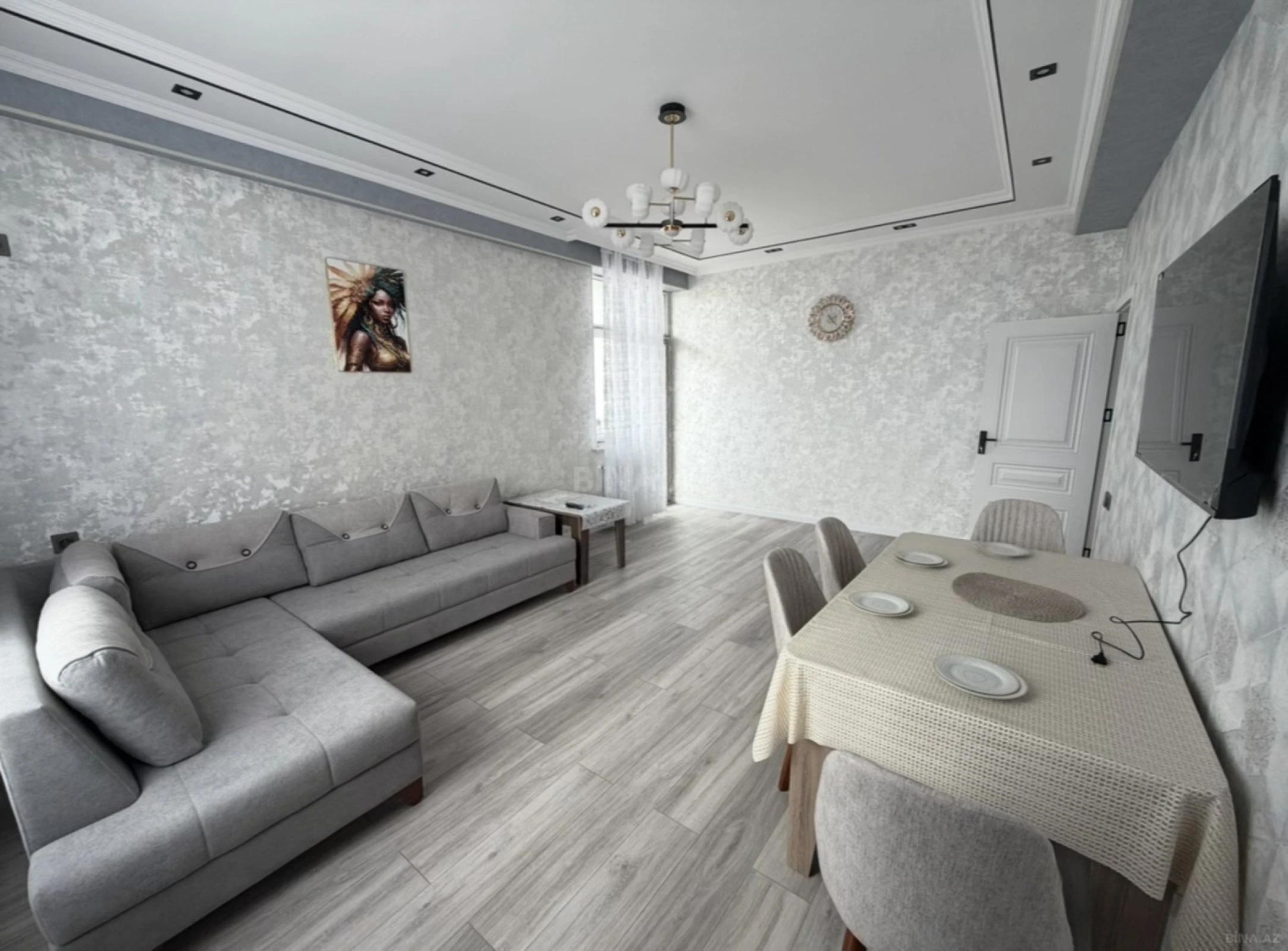 Kirayə verilir 3 otaqlı mənzil 105 m²