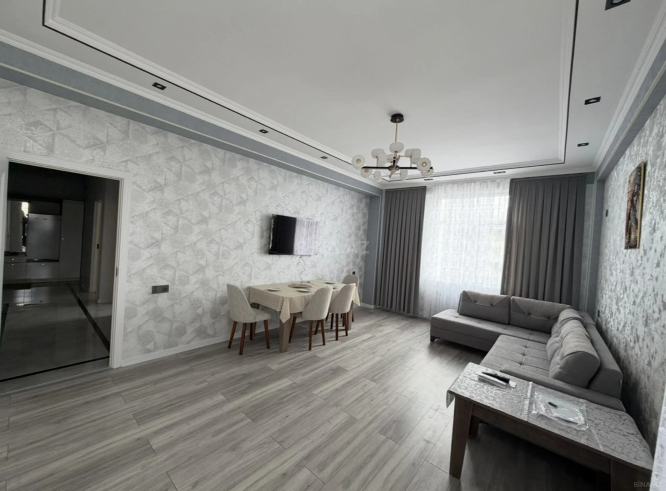Kirayə verilir 3 otaqlı mənzil 105 m²