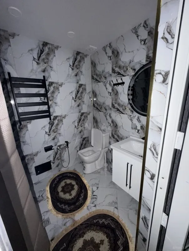 Kirayə verilir 3 otaqlı mənzil 105 m²