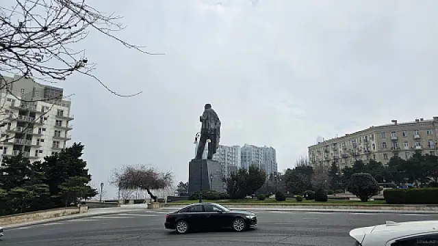 Kirayə verilir obyekt 140 m²