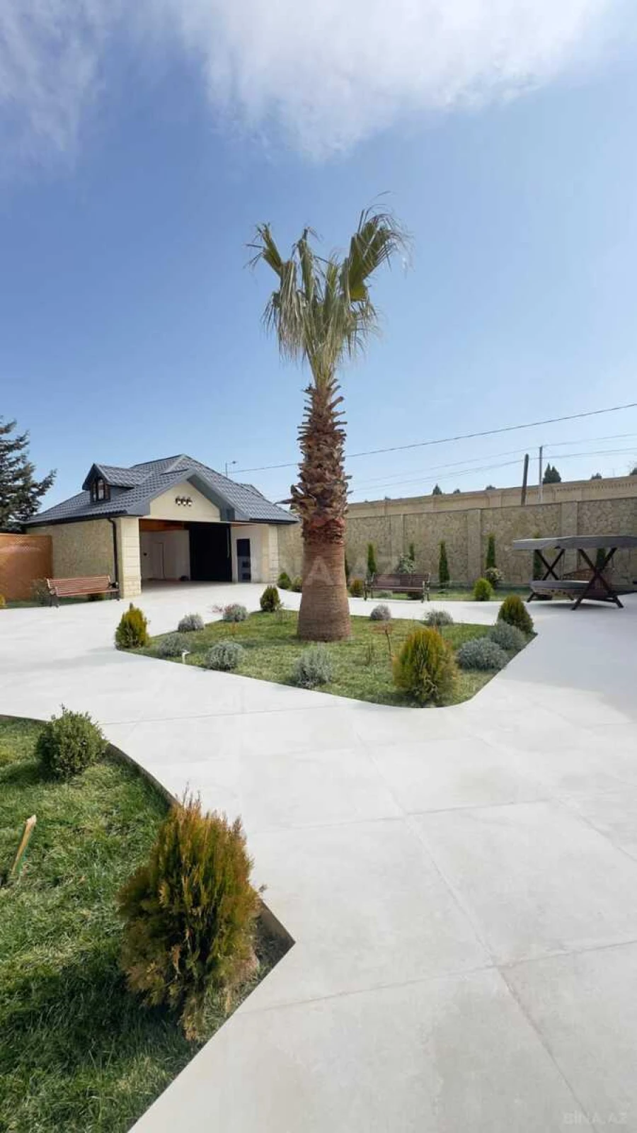 Satılır 7 otaqlı həyət evi 600 m²