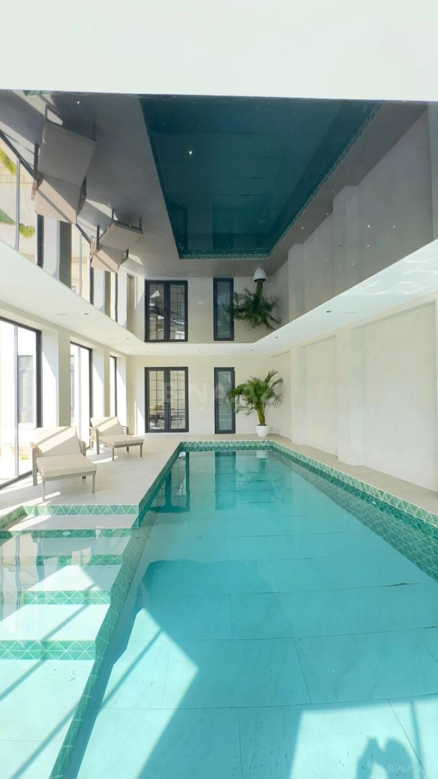 Satılır 7 otaqlı həyət evi 600 m²