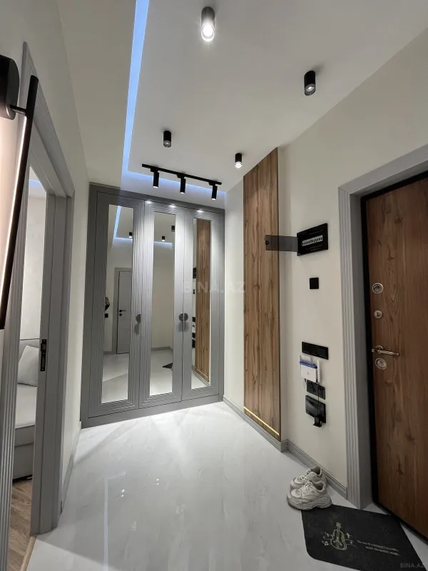 Satılır 2 otaqlı mənzil 55 m²