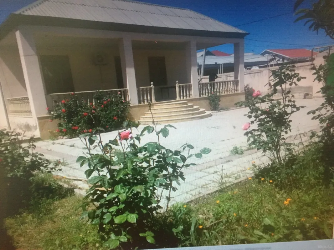 Satılır 4 otaqlı həyət evi 170 m²