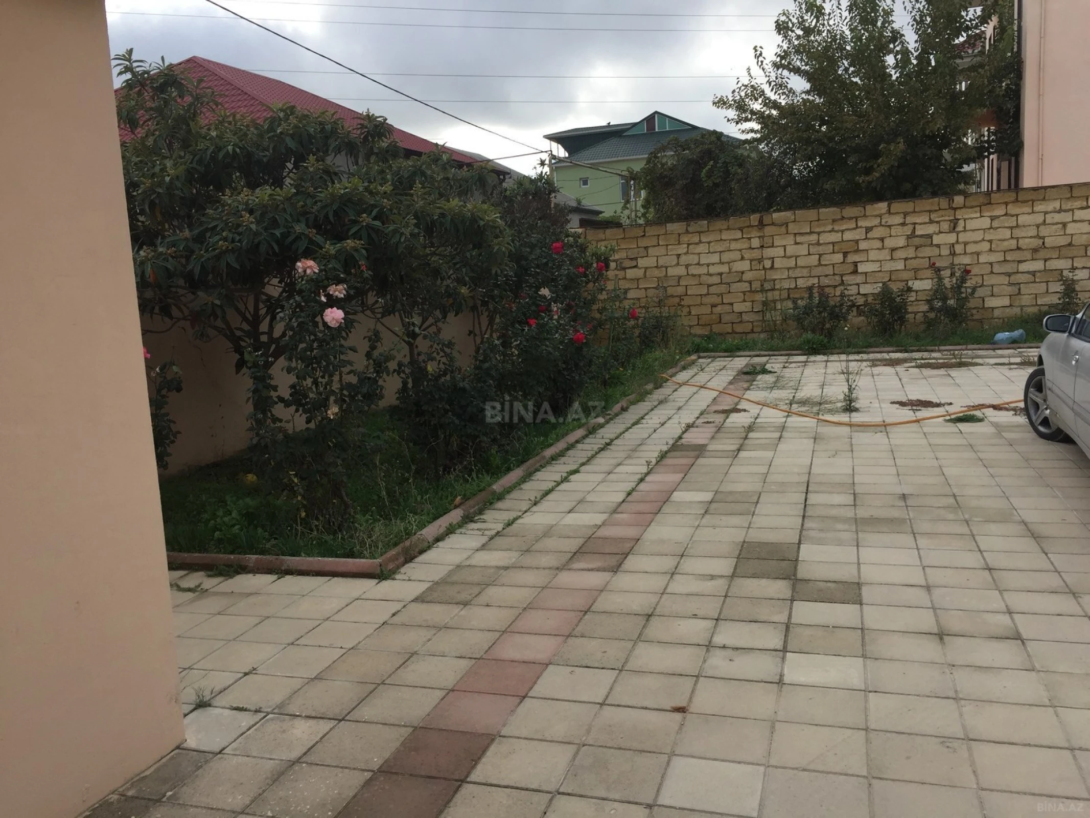 Satılır 4 otaqlı həyət evi 170 m²