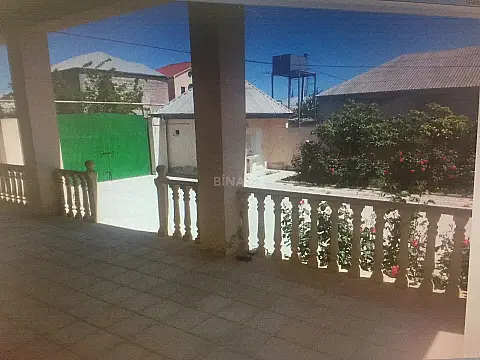 Satılır 4 otaqlı həyət evi 170 m²