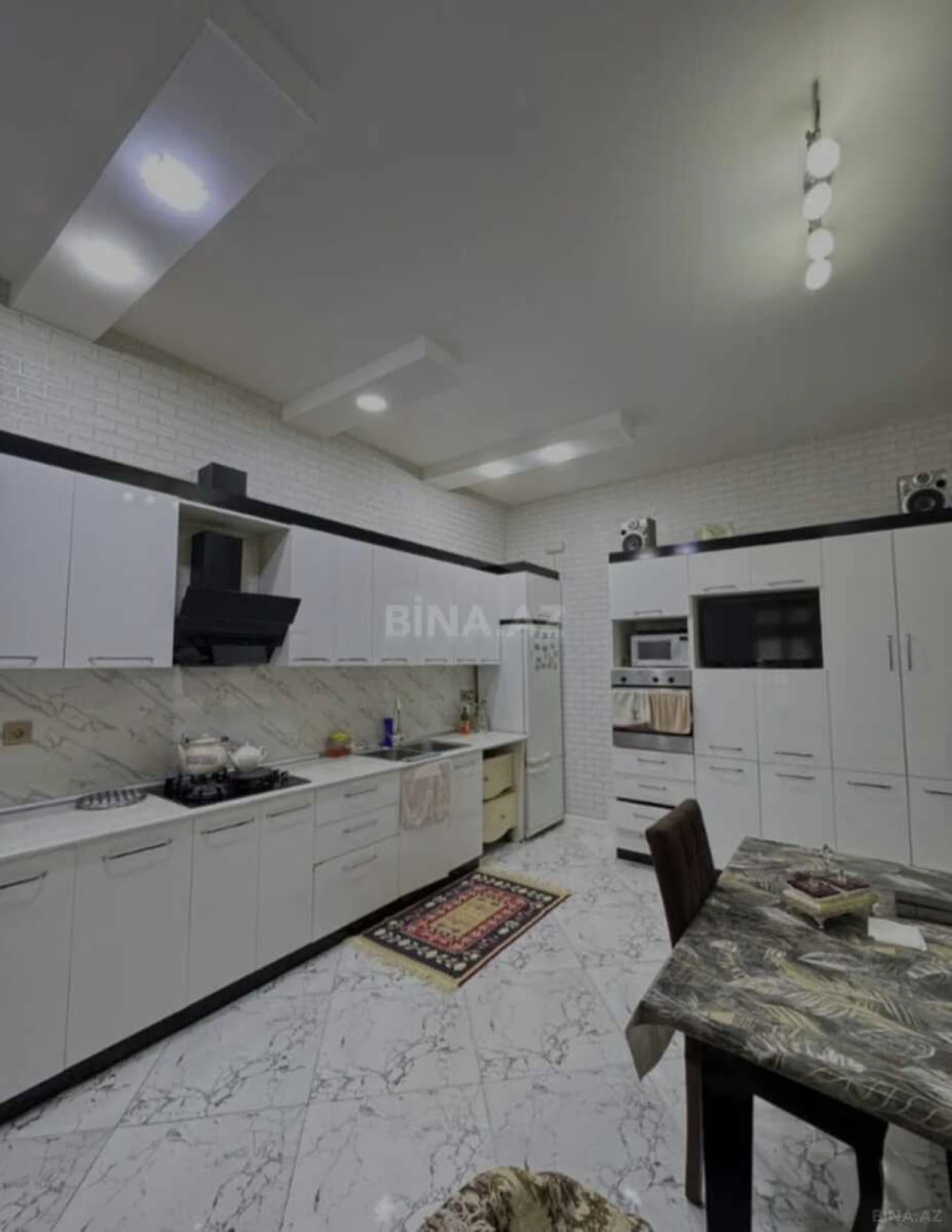 Satılır 4 otaqlı həyət evi 160 m²