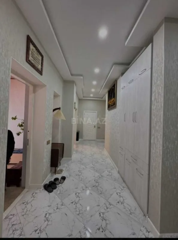 Satılır 4 otaqlı həyət evi 160 m²