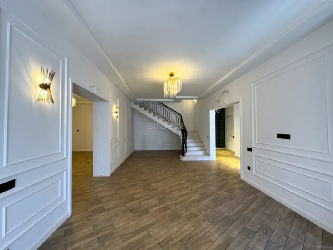 Satılır 7 otaqlı həyət evi 380 m²