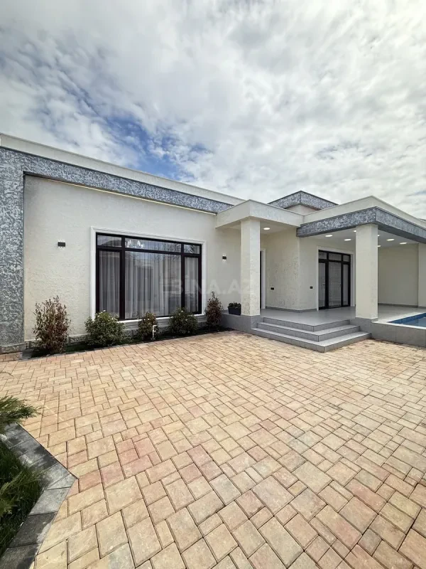 Satılır 4 otaqlı həyət evi 160 m²