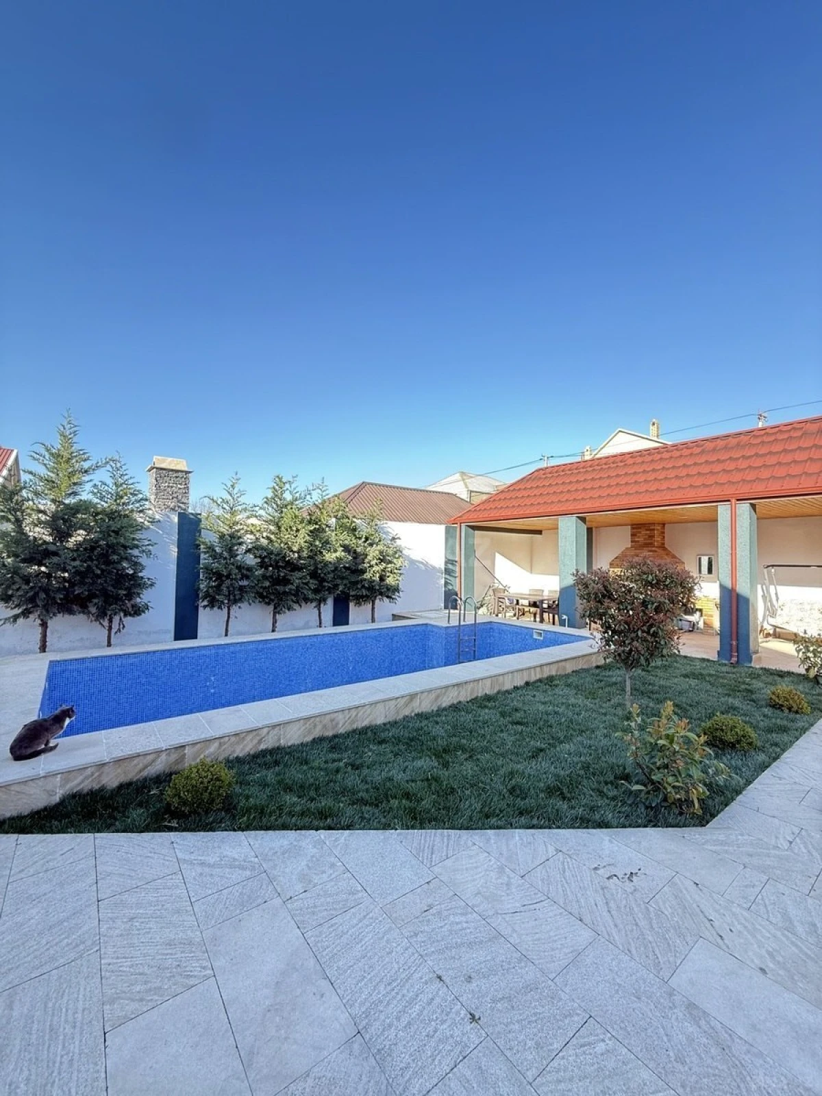 Satılır 4 otaqlı həyət evi 150 m²