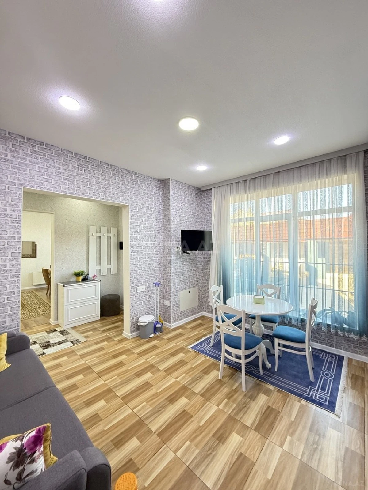Satılır 4 otaqlı həyət evi 150 m²