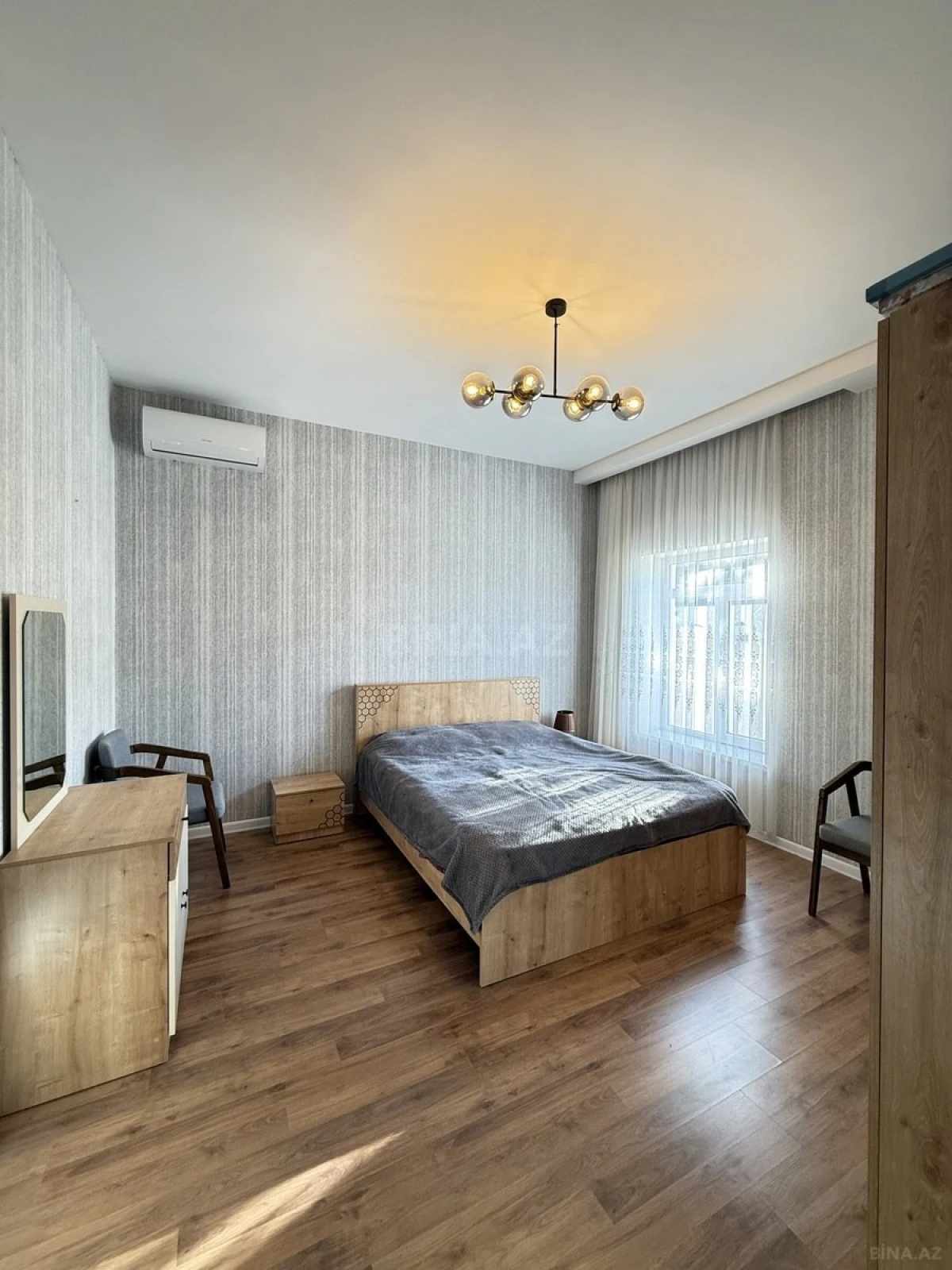 Satılır 4 otaqlı həyət evi 150 m²