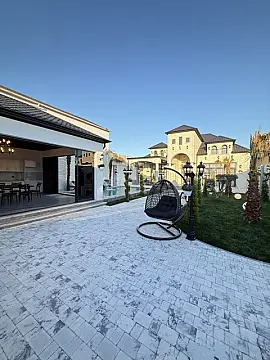 Satılır 5 otaqlı həyət evi 230 m²